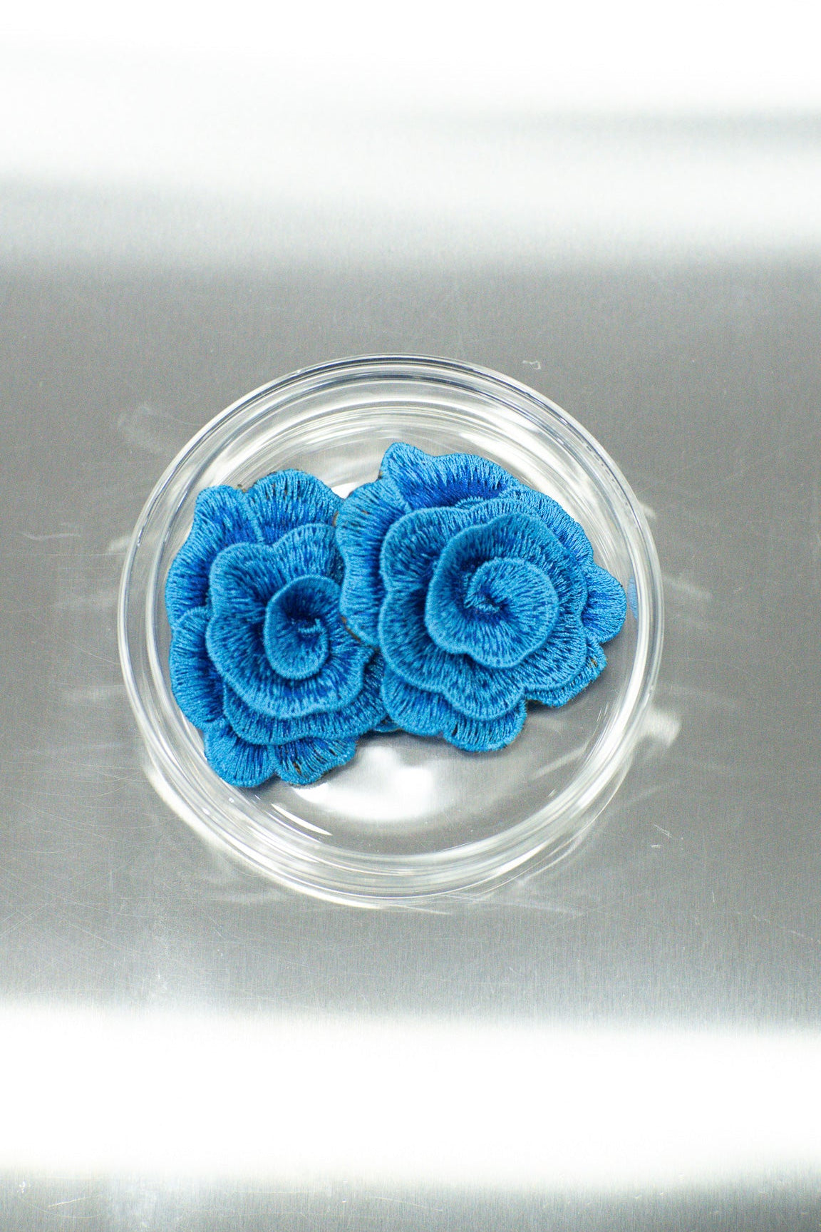 Aretes Rosita Azul by LORETA PANDERETA