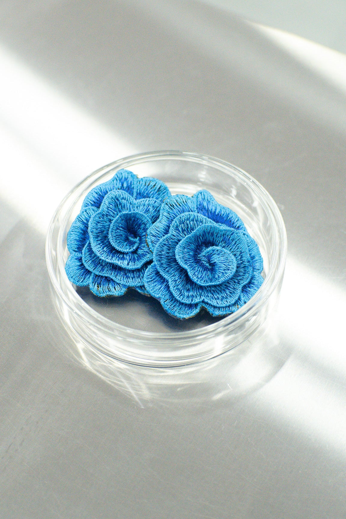 Aretes Rosita Azul by LORETA PANDERETA